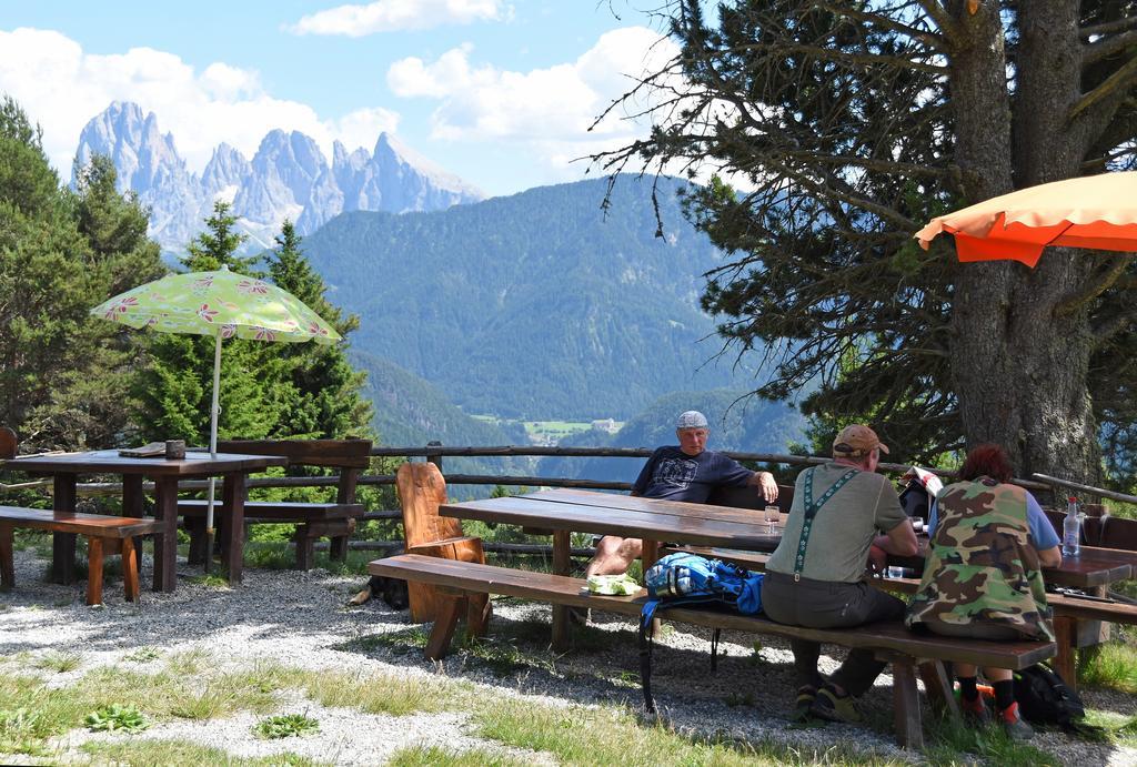 Platiederhof Villa Laion Bagian luar foto