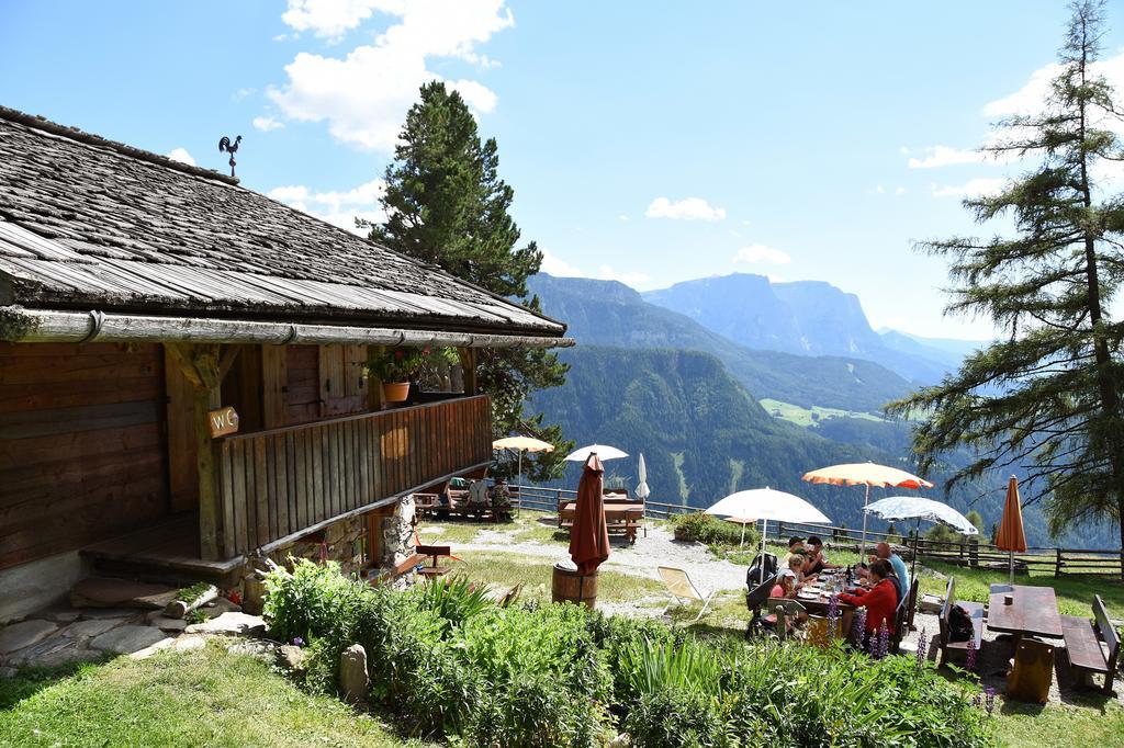 Platiederhof Villa Laion Bagian luar foto
